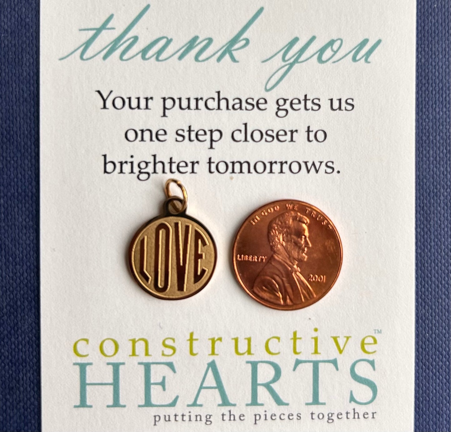 v Round LOVE coin SMALL